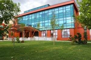 Sursa foto: facebook/ Universitatea „Valahia” din Târgovişte